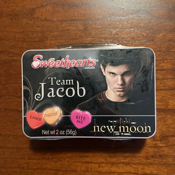 Set of Twilight Goodies - Picture 5 of 6